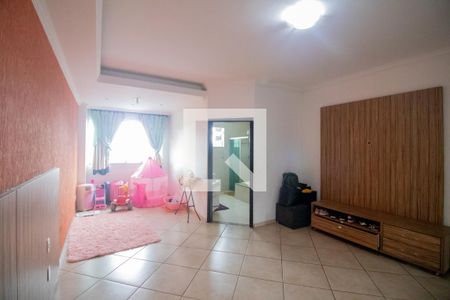 Sala  de casa à venda com 3 quartos, 370m² em Milanez, Contagem