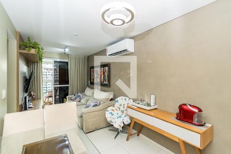 Sala de apartamento para alugar com 3 quartos, 80m² em Irajá, Rio de Janeiro