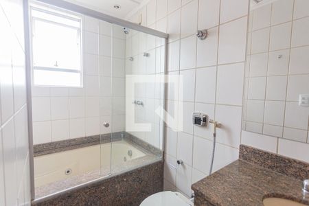 Banheiro da Suíte de apartamento para alugar com 2 quartos, 65m² em Anchieta, Belo Horizonte