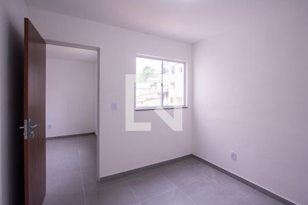 Quarto de apartamento para alugar com 1 quarto, 55m² em Mutondo, São Gonçalo