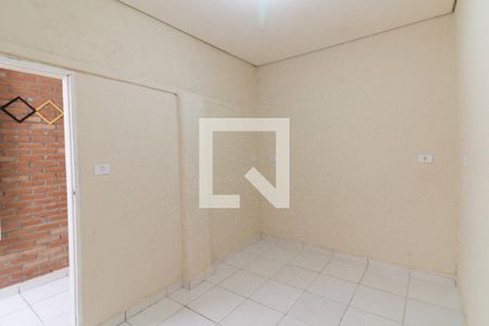 Sala/Quarto de casa para alugar com 1 quarto, 50m² em Vila Dalva, São Paulo