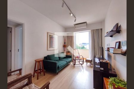 Sala de apartamento para alugar com 2 quartos, 60m² em Praça da Bandeira, Rio de Janeiro