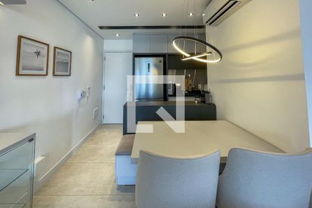 Sala  de apartamento à venda com 2 quartos, 58m² em Pinheiros, São Paulo