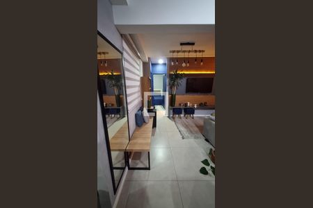 Sala de apartamento à venda com 2 quartos, 55m² em Padroeira, Osasco