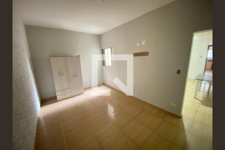 Quarto de casa para alugar com 1 quarto, 80m² em Jardim Ponte Rasa, São Paulo