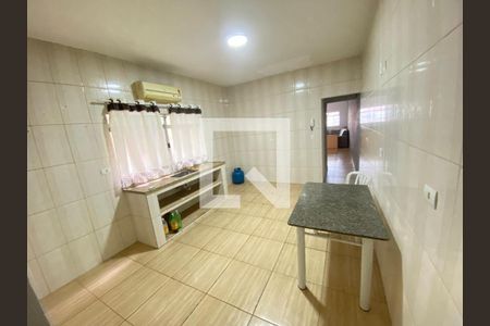 Sala de casa para alugar com 1 quarto, 80m² em Jardim Ponte Rasa, São Paulo