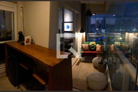 Apartamento à venda com 74m², 2 quartos e 2 vagas Apartamento à venda com 74m², 2 quartos e 2 vagasvaranda