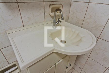 Lavabo de casa para alugar com 3 quartos, 250m² em Parque Nações Unidas, São Paulo