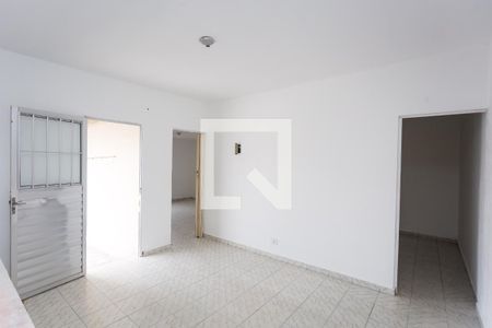 Sala de casa para alugar com 2 quartos, 60m² em Jardim Pazini, Taboão da Serra