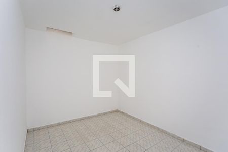 quarto 1 de casa para alugar com 2 quartos, 60m² em Jardim Pazini, Taboão da Serra