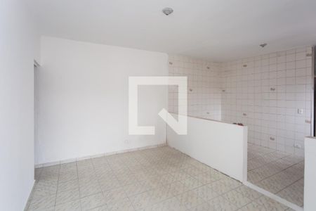 Sala de casa para alugar com 2 quartos, 60m² em Jardim Pazini, Taboão da Serra