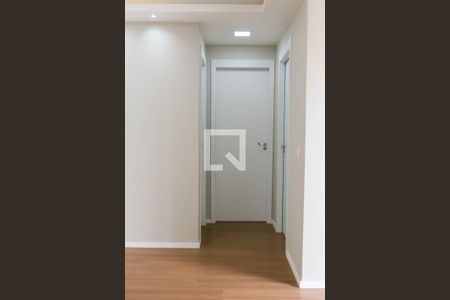 Corredor de apartamento para alugar com 2 quartos, 45m² em Cachambi, Rio de Janeiro