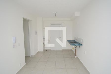 Sala/Cozinha de apartamento para alugar com 2 quartos, 36m² em Socorro, São Paulo