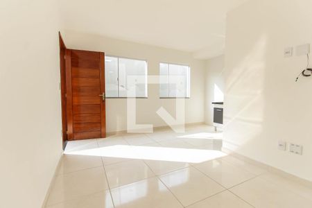 Sala de apartamento para alugar com 2 quartos, 60m² em Cidade Líder, São Paulo