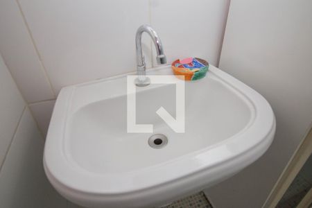 Casa à venda com 134m², 4 quartos e 2 vagas Casa à venda com 134m², 4 quartos e 2 vagasBanheiro da Suíte 2