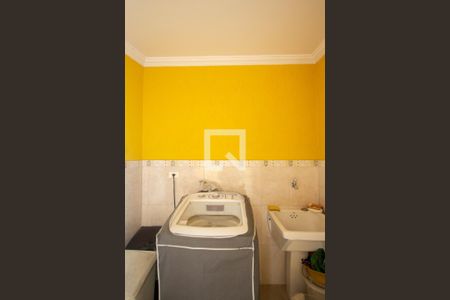 Casa à venda com 134m², 4 quartos e 2 vagas Casa à venda com 134m², 4 quartos e 2 vagasÁrea de Serviço