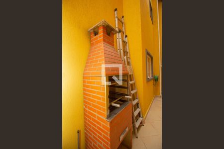 Casa à venda com 134m², 4 quartos e 2 vagas Casa à venda com 134m², 4 quartos e 2 vagasChurrasqueira