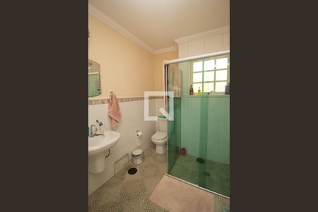 Casa à venda com 134m², 4 quartos e 2 vagas Casa à venda com 134m², 4 quartos e 2 vagasBanheiro da Suíte 1