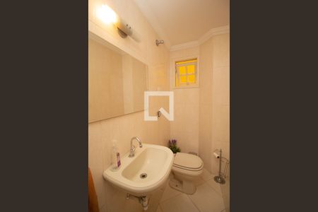 Casa à venda com 134m², 4 quartos e 2 vagas Casa à venda com 134m², 4 quartos e 2 vagasLavabo