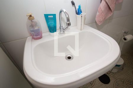 Casa à venda com 134m², 4 quartos e 2 vagas Casa à venda com 134m², 4 quartos e 2 vagasBanheiro da Suíte 1