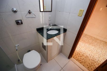 Banheiro de apartamento para alugar com 1 quarto, 50m² em Higienópolis, Rio de Janeiro