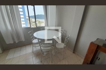 Sala de apartamento para alugar com 1 quarto, 55m² em Boqueirão, Praia Grande