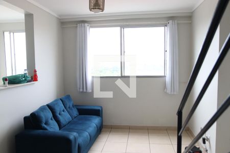 Sala de apartamento para alugar com 3 quartos, 95m² em Setor Negrão de Lima, Goiânia