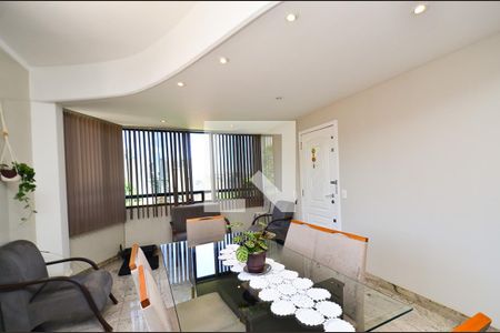 Sala de apartamento à venda com 3 quartos, 135m² em Serra, Belo Horizonte