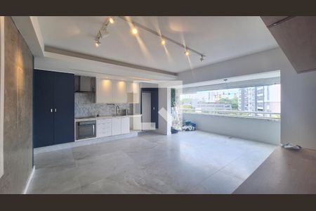 Sala - cozinha - varanda de apartamento para alugar com 1 quarto, 64m² em Parque Industrial Tomas Edson, São Paulo