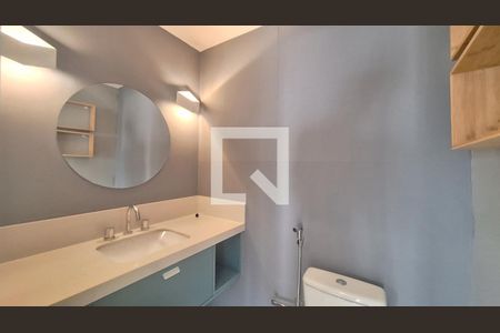 Lavabo de apartamento para alugar com 1 quarto, 64m² em Parque Industrial Tomas Edson, São Paulo