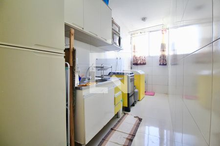 Apartamento para alugar com 80m², 3 quartos e 2 vagas Apartamento para alugar com 80m², 3 quartos e 2 vagasCozinha e Área de Serviço