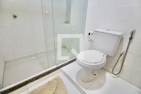 Apartamento para alugar com 80m², 3 quartos e 2 vagas Apartamento para alugar com 80m², 3 quartos e 2 vagasBanheiro Social