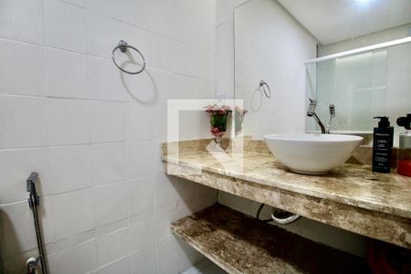 Apartamento para alugar com 80m², 3 quartos e 2 vagas Apartamento para alugar com 80m², 3 quartos e 2 vagasBanheiro Social