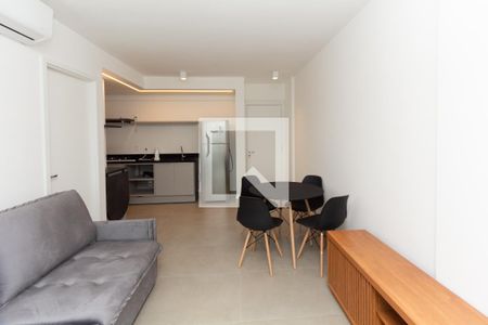 Sala/Cozinha de apartamento para alugar com 1 quarto, 45m² em Indianópolis, São Paulo