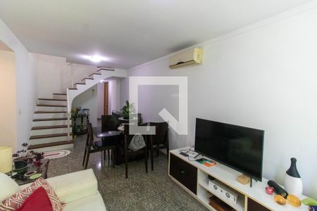 Sala de apartamento para alugar com 2 quartos, 177m² em São Francisco, Niterói