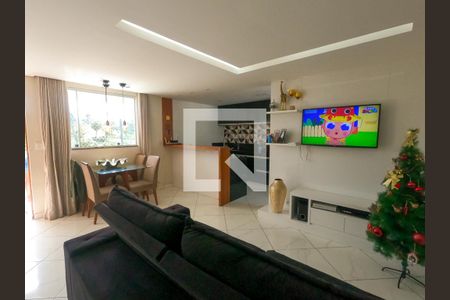 sala  de casa à venda com 2 quartos, 78m² em Novo Horizonte, Betim