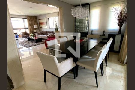 Apartamento à venda com 3 quartos, 200m² em Paraíso do Morumbi, São Paulo