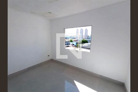 Casa à venda com 3 quartos, 170m² em Vila Paulo Silas, São Paulo