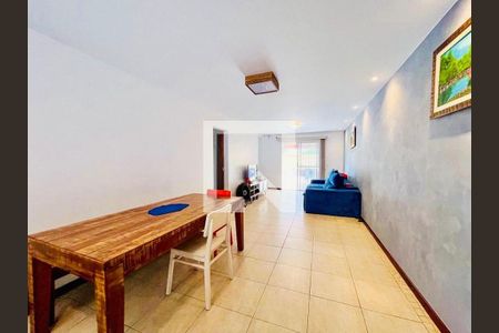 Casa à venda com 3 quartos, 162m² em Maravista, Niterói