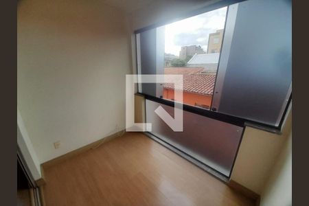 Apartamento à venda com 3 quartos, 90m² em Esplanada, Belo Horizonte