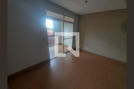 Apartamento à venda com 3 quartos, 90m² em Esplanada, Belo Horizonte