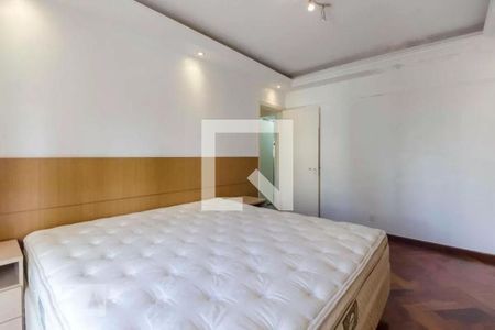 Apartamento à venda com 3 quartos, 255m² em Vila Suzana, São Paulo