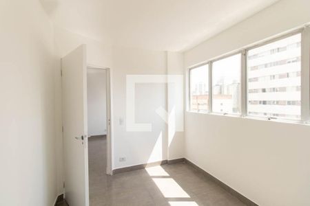 Quarto 1 de apartamento para alugar com 2 quartos, 47m² em Rebouças, Curitiba