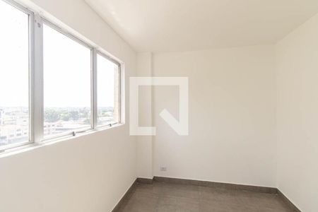 Quarto 1 de apartamento para alugar com 2 quartos, 47m² em Rebouças, Curitiba