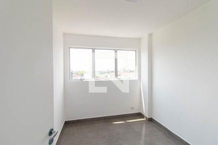 Quarto 2 de apartamento para alugar com 2 quartos, 47m² em Rebouças, Curitiba