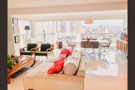 Apartamento à venda com 3 quartos, 123m² em Pompeia, São Paulo