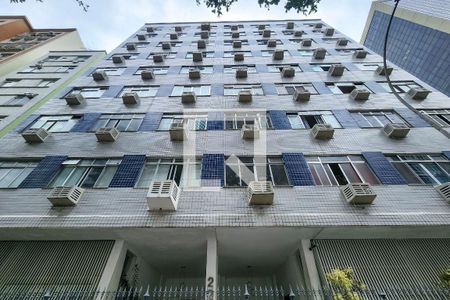 Apartamento à venda com 50m², 1 quarto e sem vaga Apartamento à venda com 50m², 1 quarto e sem vagaFachada