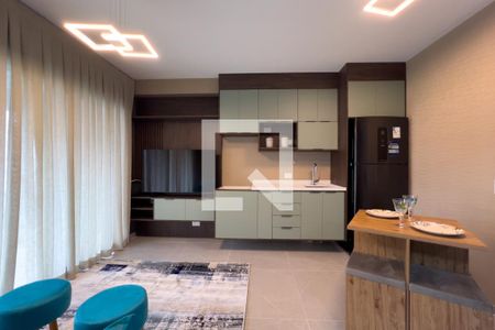 Sala e cozinha de kitnet/studio para alugar com 1 quarto, 40m² em Vila Mariana, São Paulo