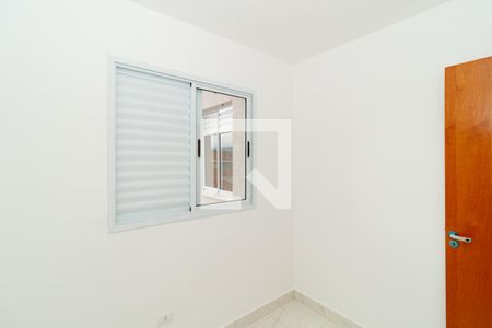 Quarto 2 de apartamento para alugar com 2 quartos, 39m² em Vila Mazzei, São Paulo