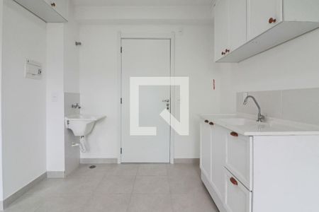 Sala / Cozinha / Lavanderia de apartamento para alugar com 2 quartos, 33m² em Jardim Celeste, São Paulo